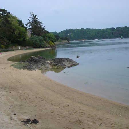 Le Gite De La Plage Lézardrieux Exterior foto